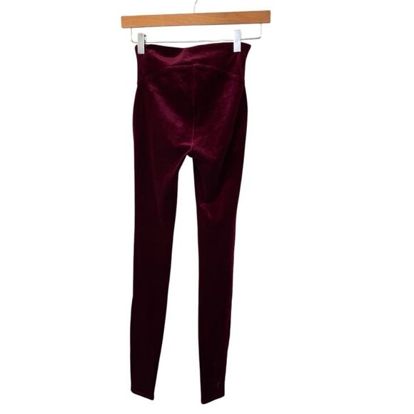 NWT Spanx Velvet Leggings Rich Burgundy size XS - Picture 6 of 14